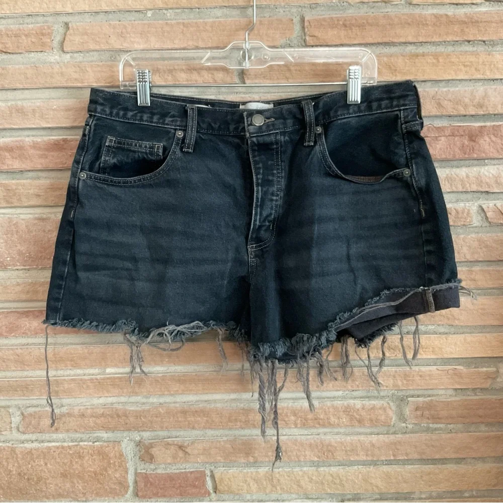 Universal Thread 90s Baggy Shorts Cutoff Size 12 Dark Wash